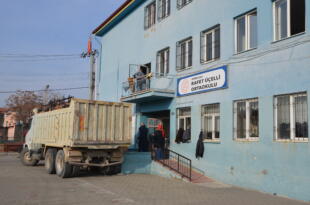 Rafet Üçelli Ortaokulu Deprem Analizleri Belirlenene Kadar Boşaltıldı