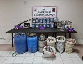 KAÇAK ALKOL VE SİLAH ELEGECİRİLDİ