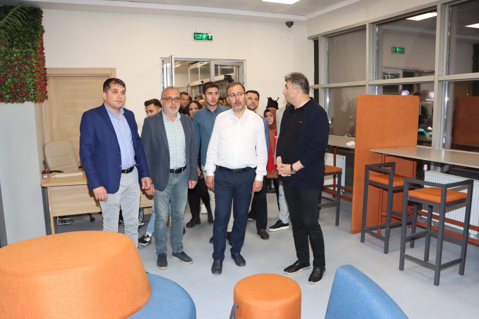 Kasapoğlu Kula’da ziyarette bulundu