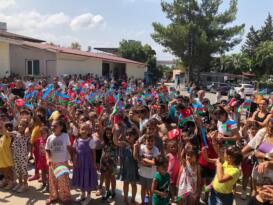 Azerbaycan’dan Gelen Kırtasiye Malzemeleri Hatay’da Öğrencilere Dağıtıldı
