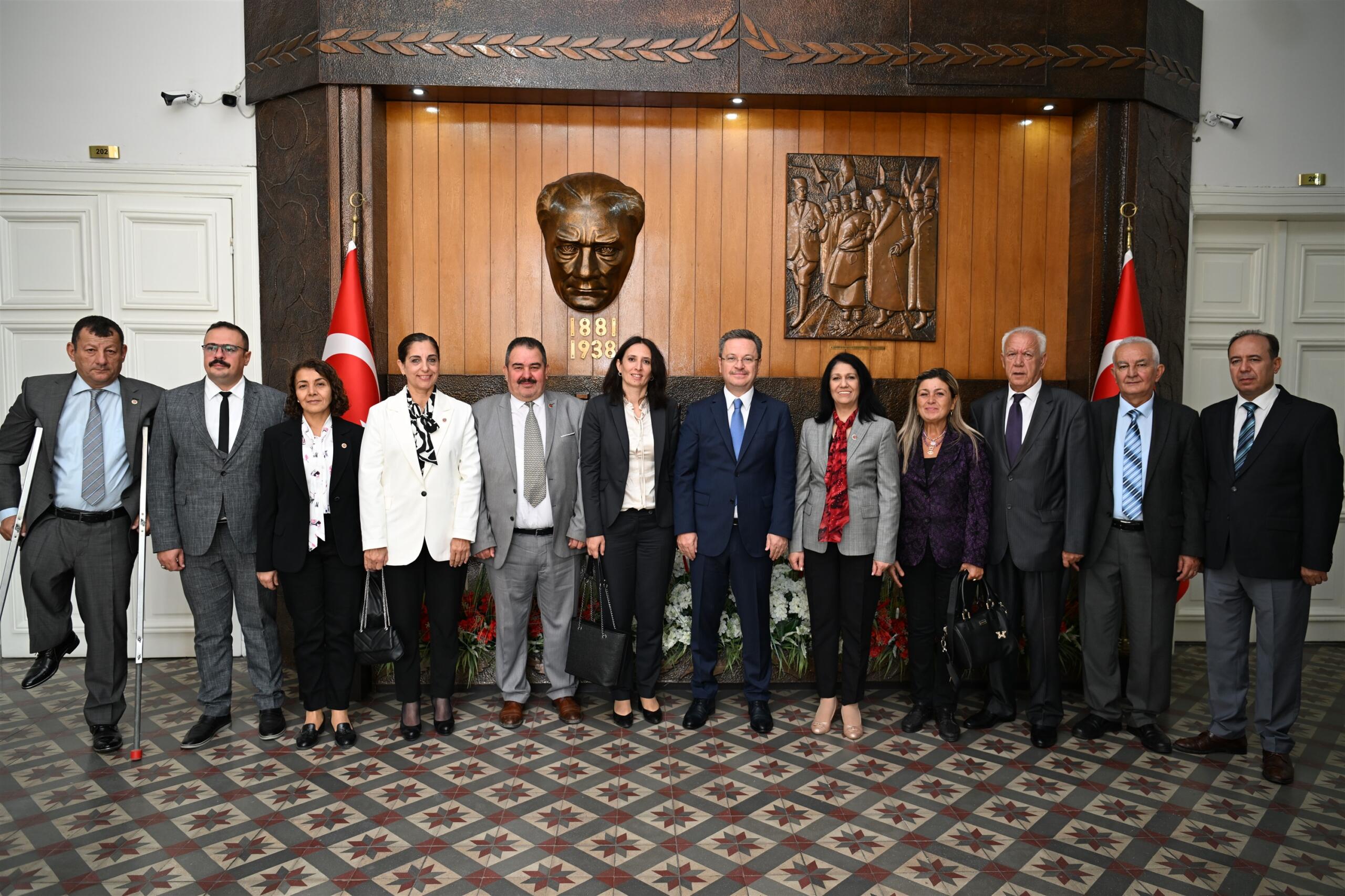 19 Ekim Muhtarlar Günü Sebebiyle Vali Ünlü’ye Ziyaret