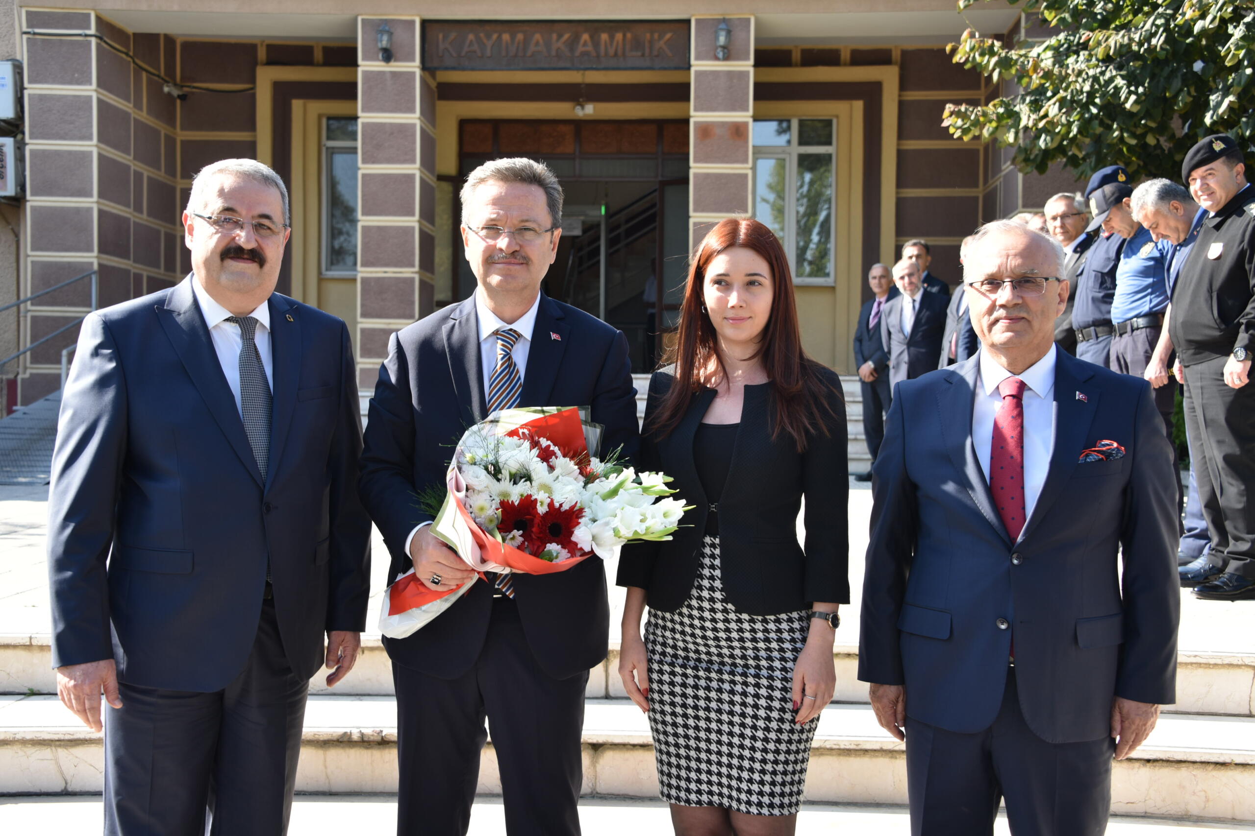 Vali Ünlü, Salihli İlçesini Ziyaret Etti