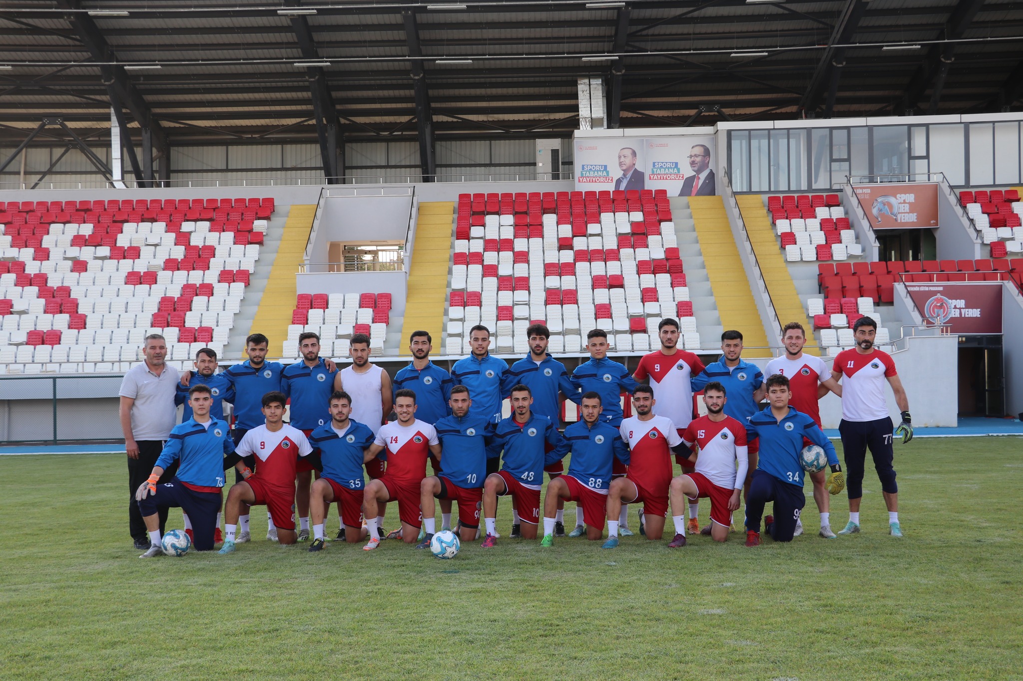Yenilenen Kula İlçe Stadı’nda İlk Maç Heyecanı