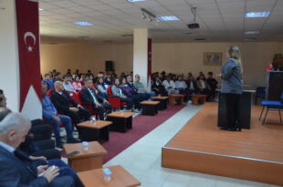 Hale Canat Yüksekokul Öğrencileri İle Söyleşi Yaptı