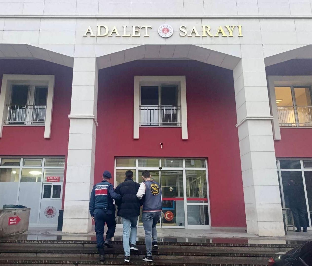 20 Yıl Hapis Cezası Bulunan Şahıs Yakayı Ele Verdi