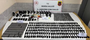 Kaçak Silah Ticareti Yapan 5 Şahıs Yakalandı