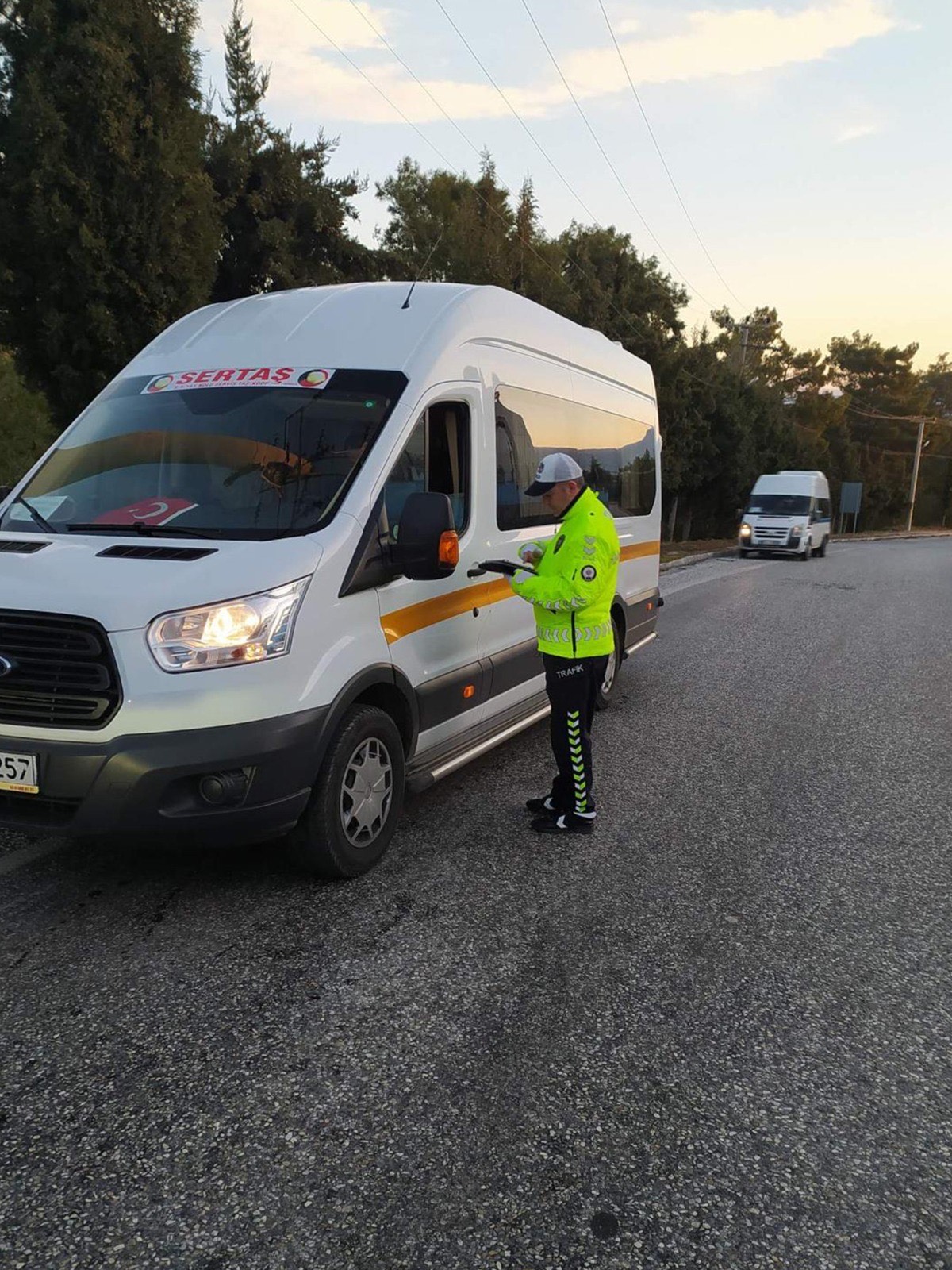 7 Öğrenci Servisi Trafikten Men Edildi