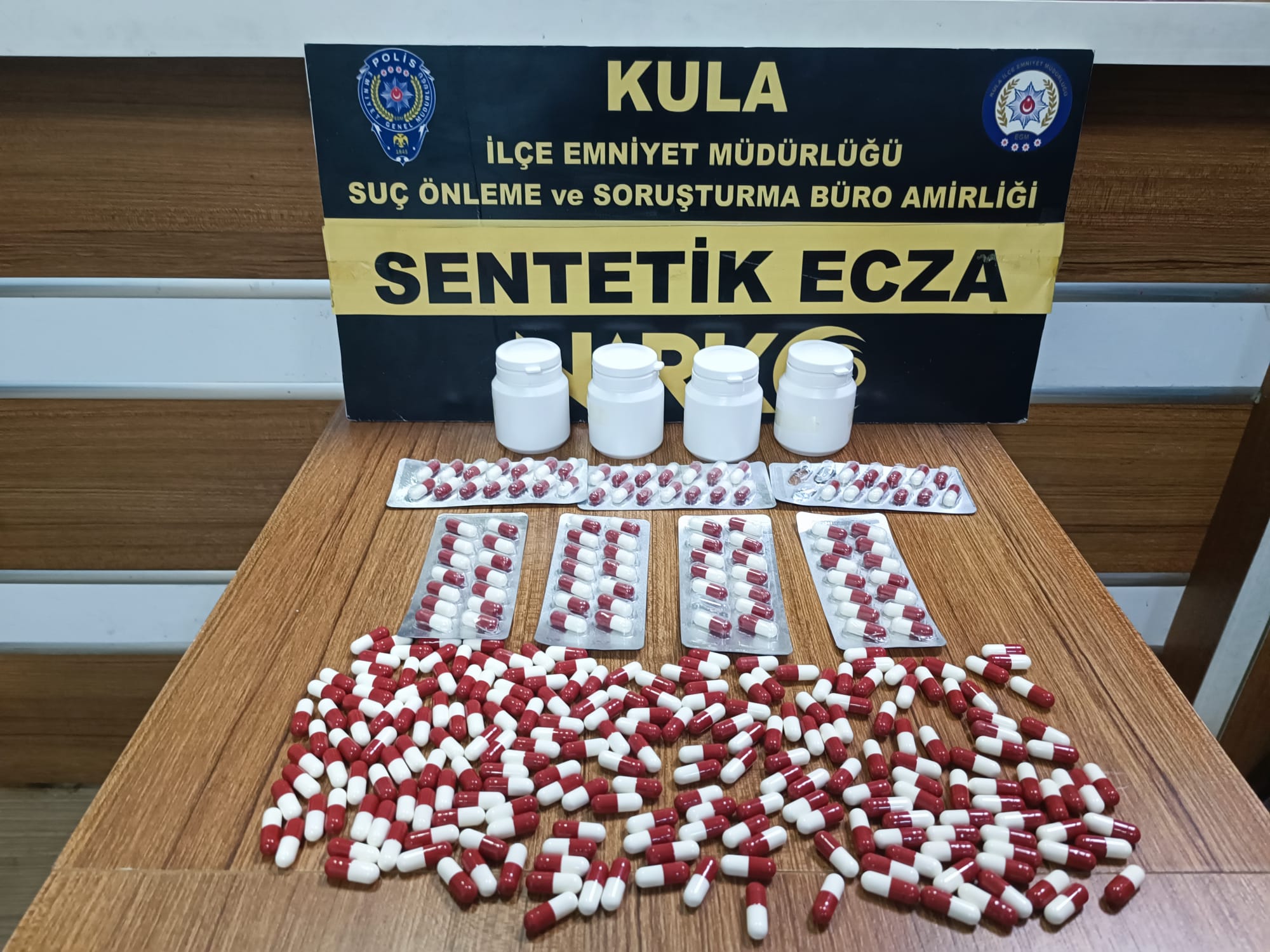 GECİT YOK UYUŞTURUCUDA BİR GECEDE İKİ OPERASYON  5 GÖZALTI