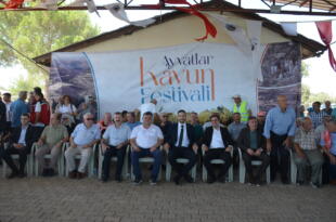 KULA AYVATLAR MAHALLESİ’NDE KAVUN FESTİVALİ COŞKUSU