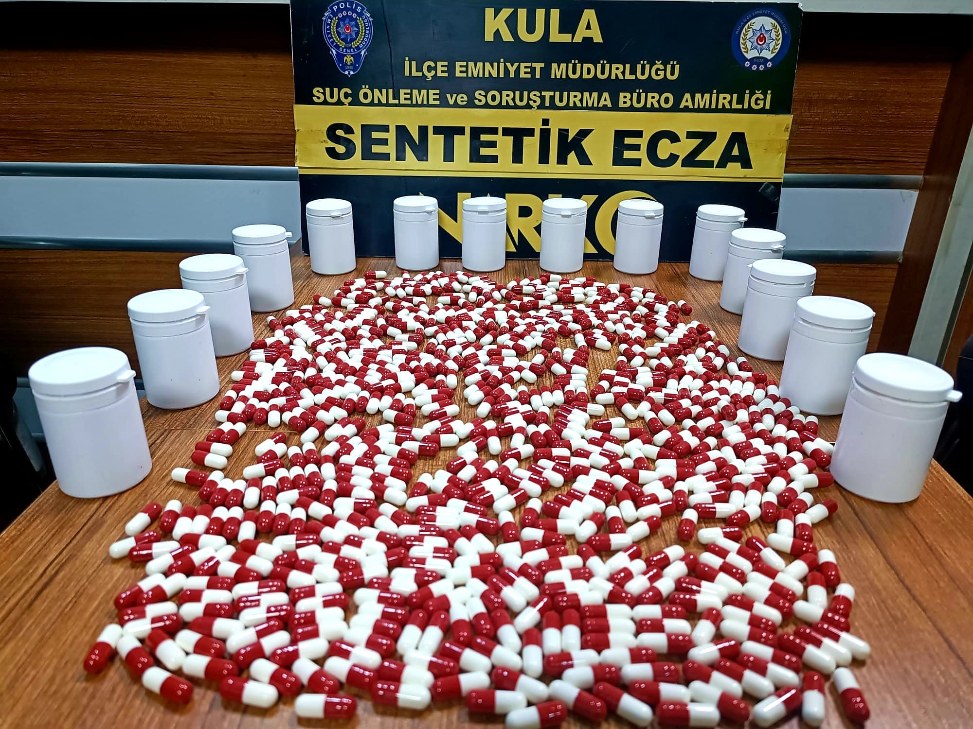 UYUŞTURUCU DARBESİ: 739 SENTETİK HAP ELE GEÇİRİLDİ