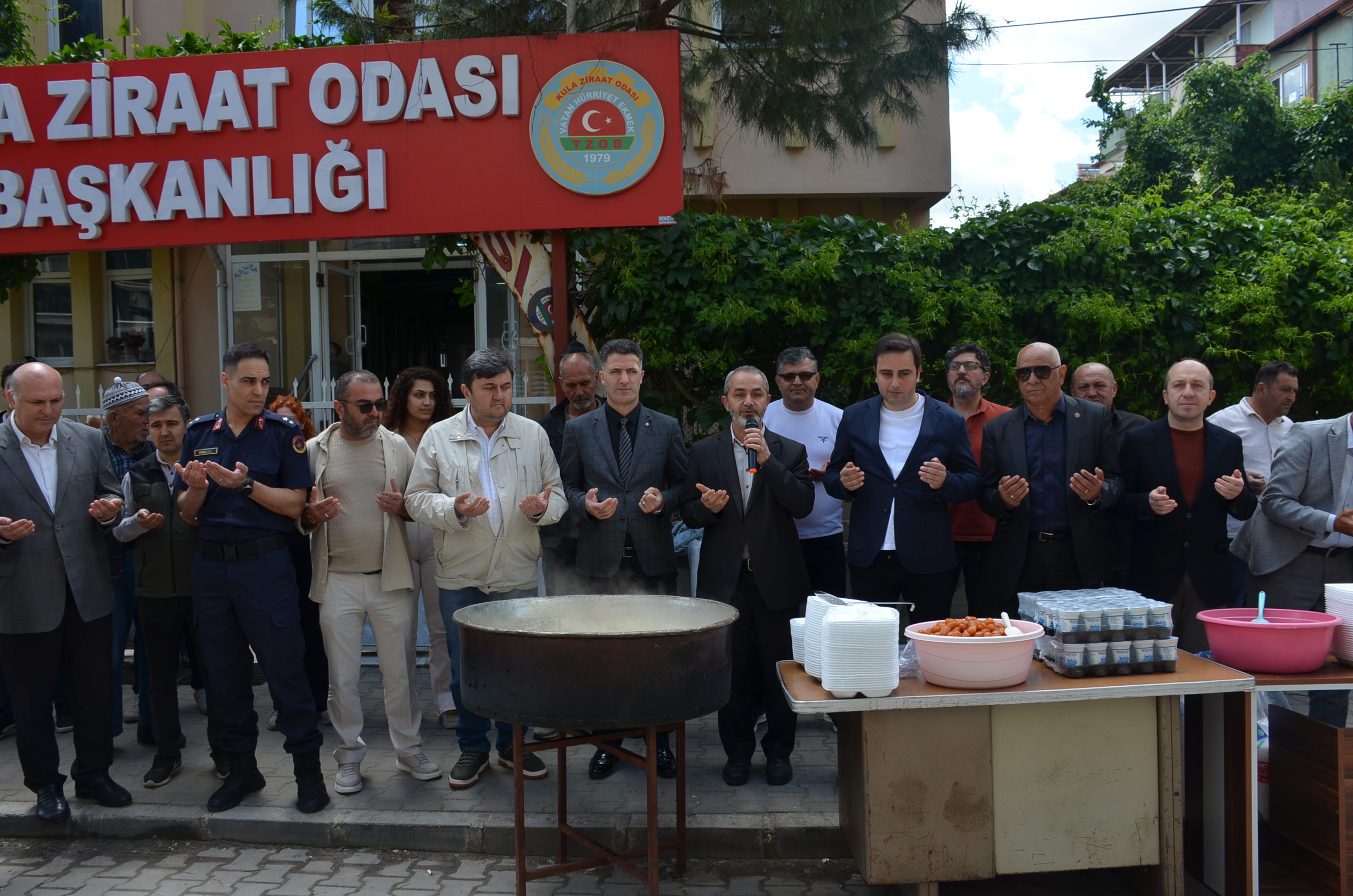KULA’DA ÇİFTÇİLER GÜNÜ COŞKUSU